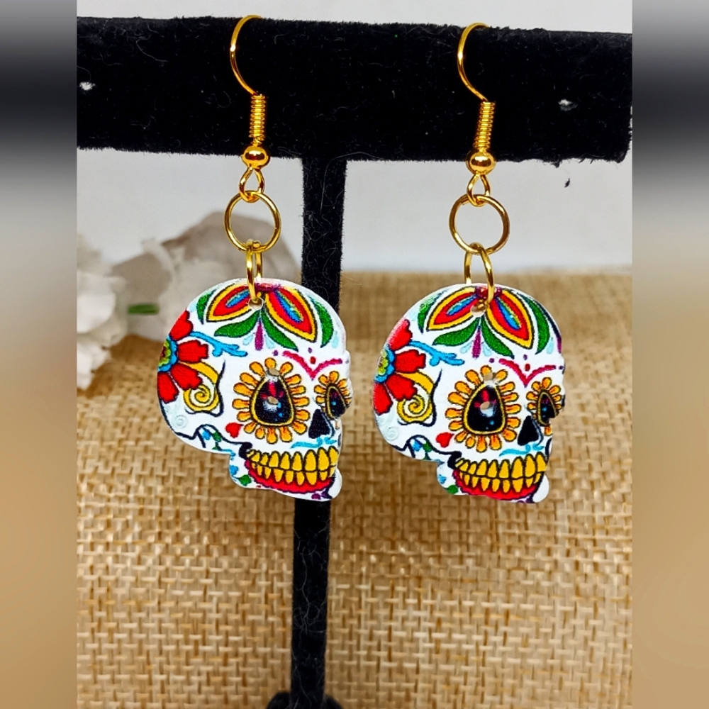 Skull earrings